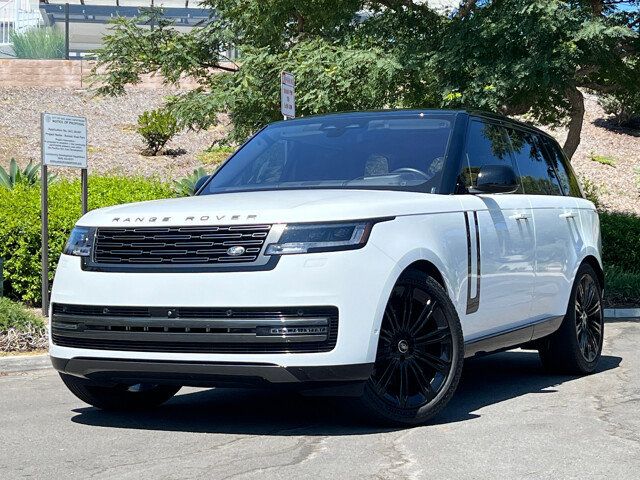 2022 Land Rover Range Rover SE