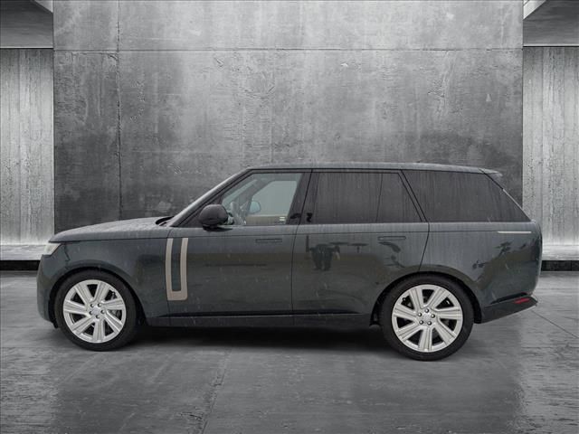 2022 Land Rover Range Rover SE