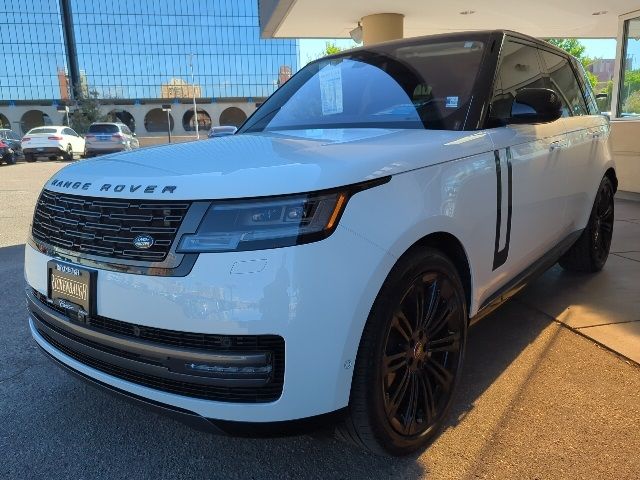 2022 Land Rover Range Rover SE