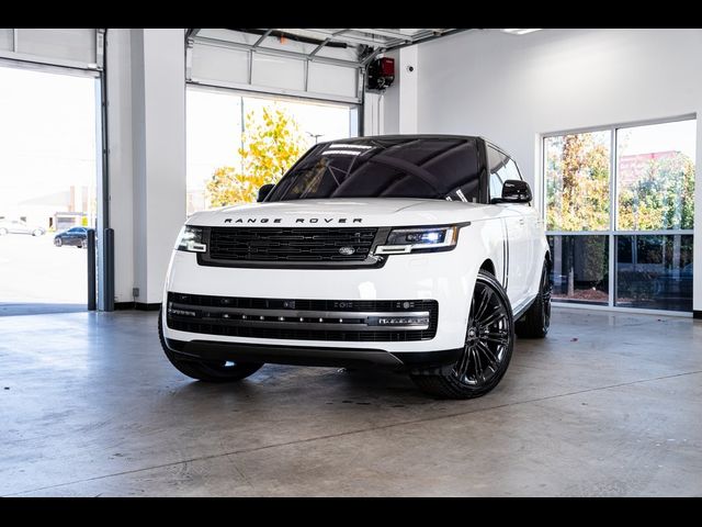 2022 Land Rover Range Rover SE