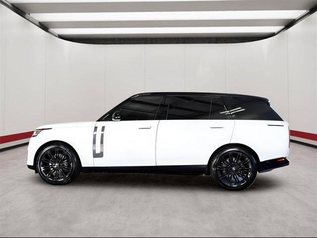 2022 Land Rover Range Rover SE