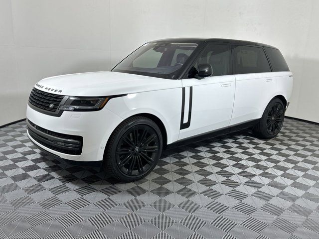 2022 Land Rover Range Rover SE