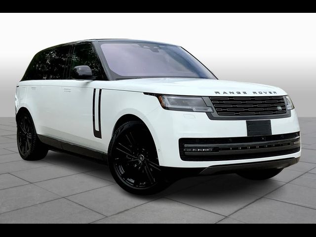 2022 Land Rover Range Rover SE