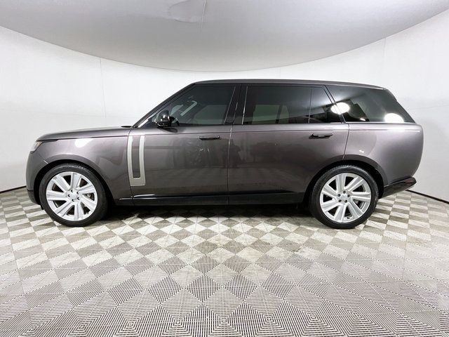 2022 Land Rover Range Rover SE