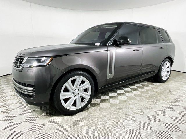 2022 Land Rover Range Rover SE