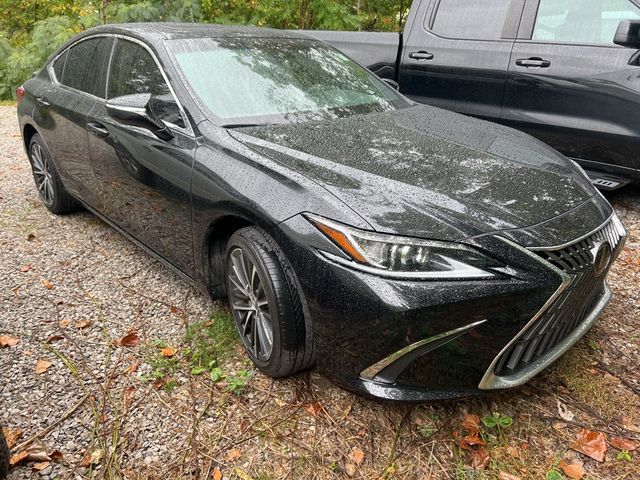 2022 Lexus ES 250