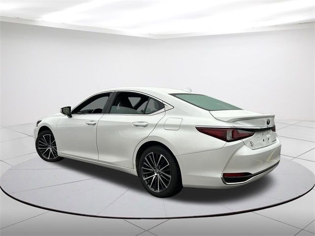 2022 Lexus ES 250