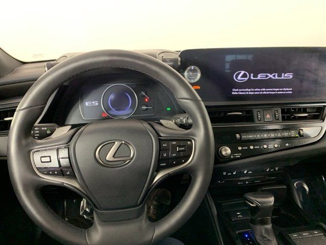 2022 Lexus ES 250