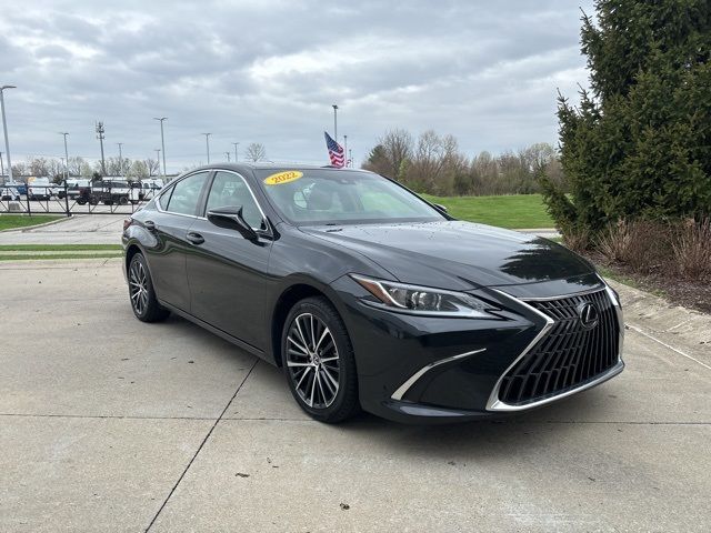 2022 Lexus ES 250