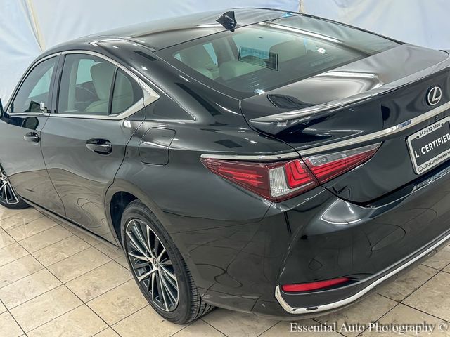 2022 Lexus ES 250