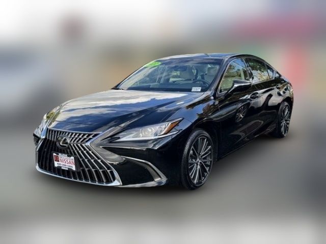 2022 Lexus ES 250