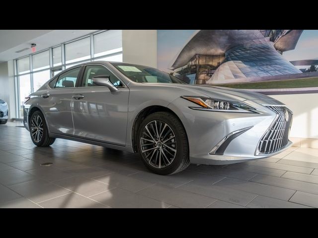 2022 Lexus ES 250