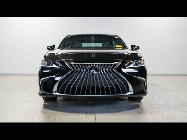 2022 Lexus ES 250