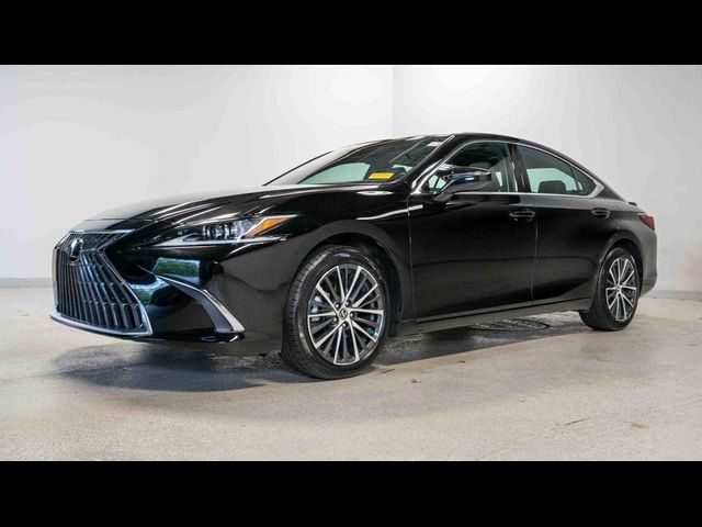 2022 Lexus ES 250