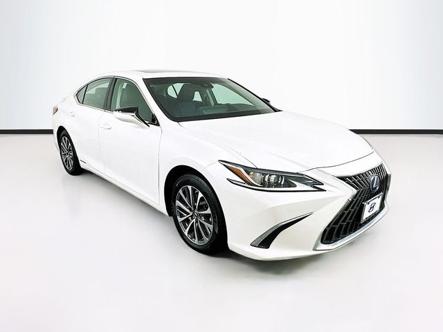 2022 Lexus ES 300h