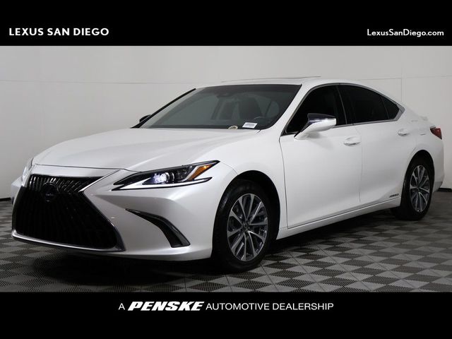 2022 Lexus ES 300h