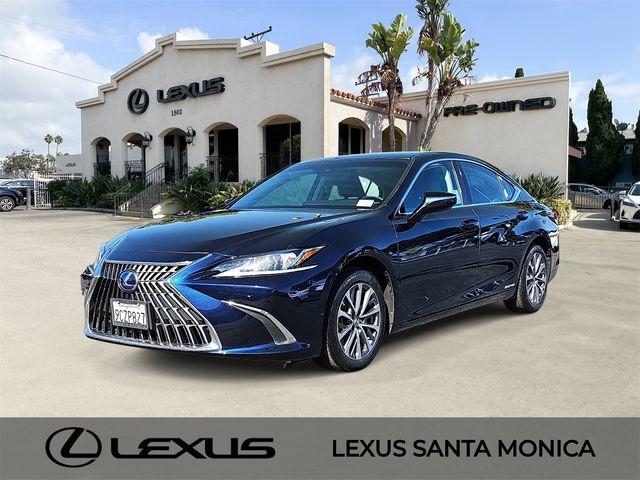 2022 Lexus ES 300h