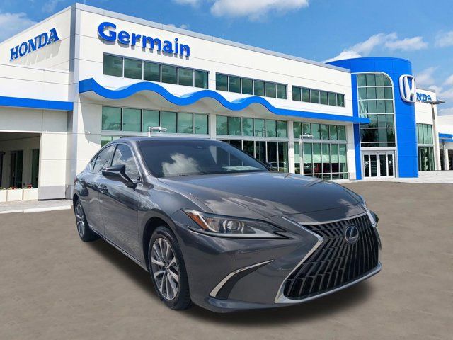 2022 Lexus ES 300h