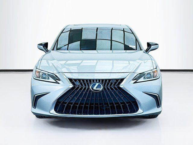 2022 Lexus ES 300h