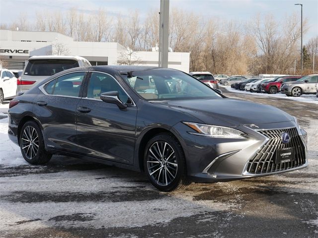 2022 Lexus ES 300h