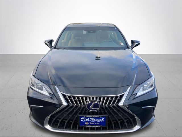 2022 Lexus ES 300h