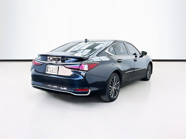 2022 Lexus ES 300h