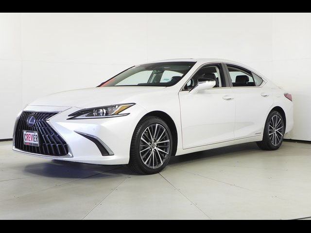 2022 Lexus ES 300h