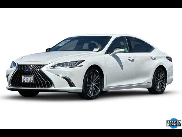 2022 Lexus ES 300h