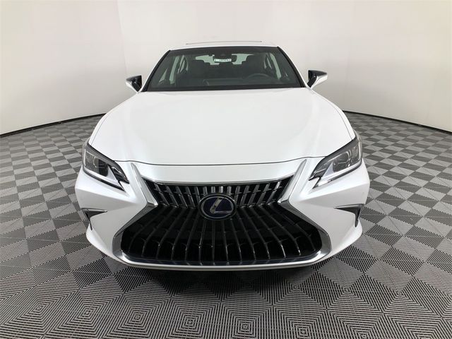 2022 Lexus ES 300h