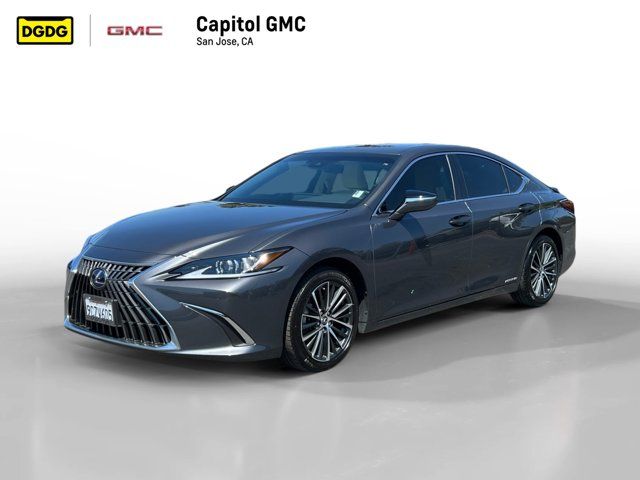 2022 Lexus ES 300h