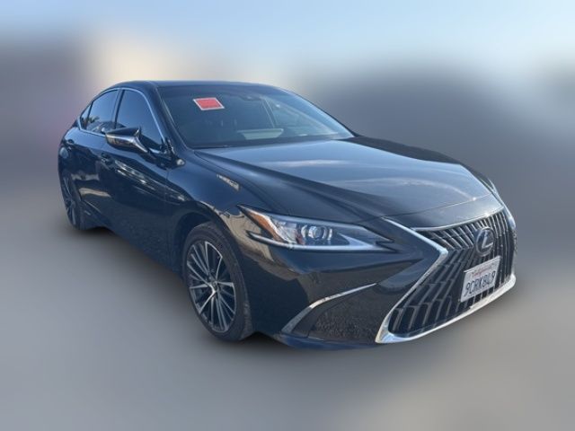 2022 Lexus ES 300h