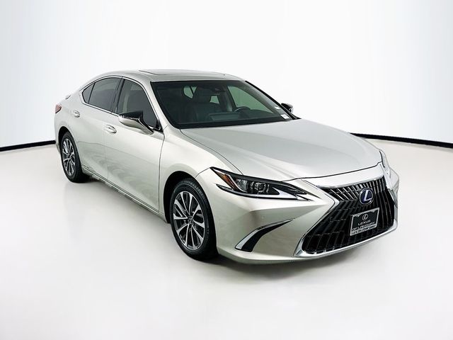 2022 Lexus ES 300h