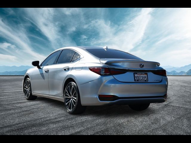 2022 Lexus ES 300h