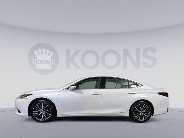 2022 Lexus ES 300h