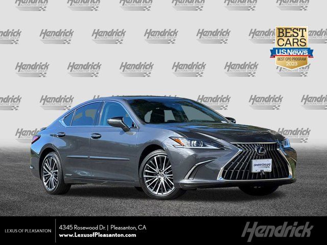 2022 Lexus ES 300h