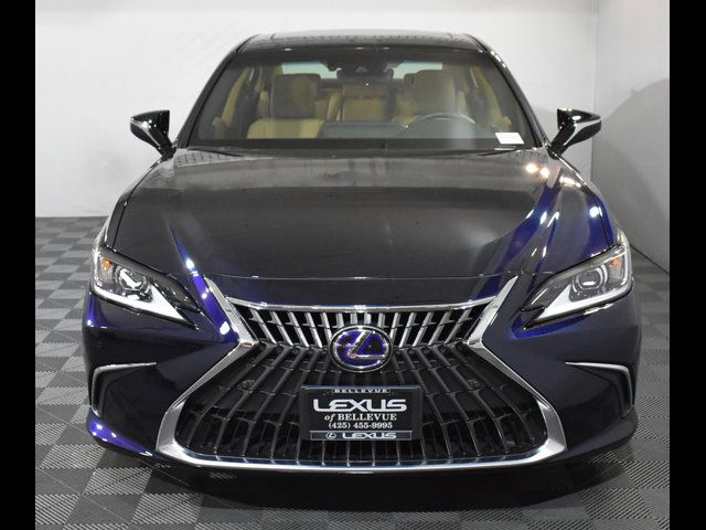 2022 Lexus ES 300h