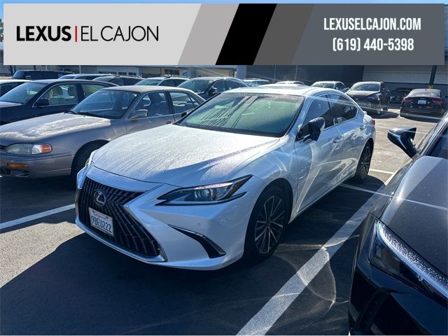 2022 Lexus ES 300h