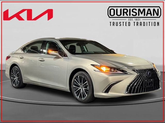 2022 Lexus ES 300h