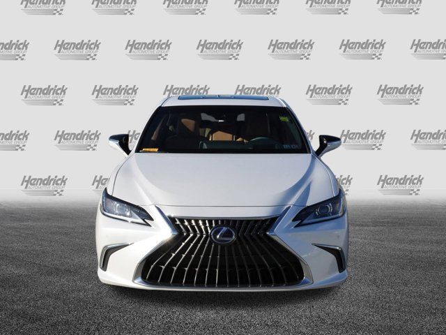 2022 Lexus ES 300h