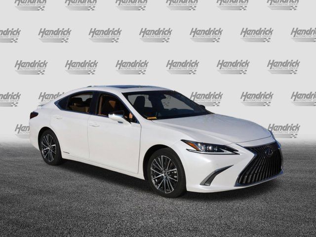 2022 Lexus ES 300h