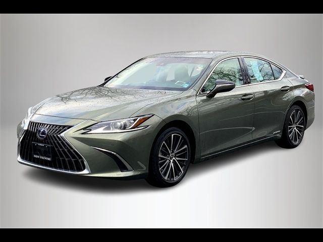 2022 Lexus ES 300h