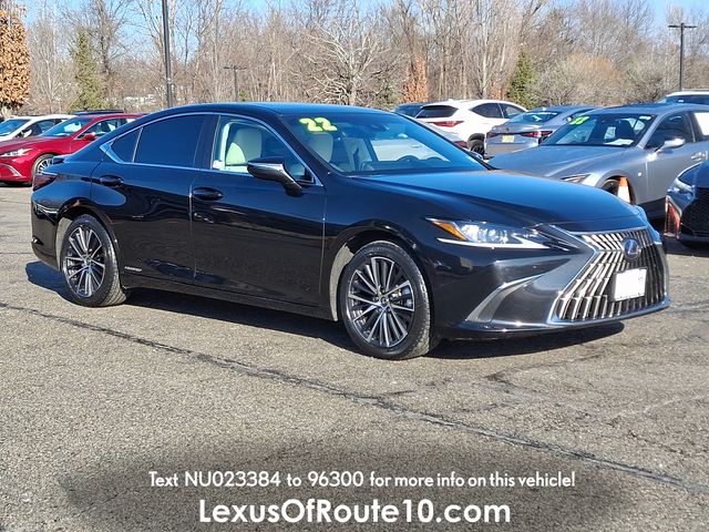 2022 Lexus ES 300h