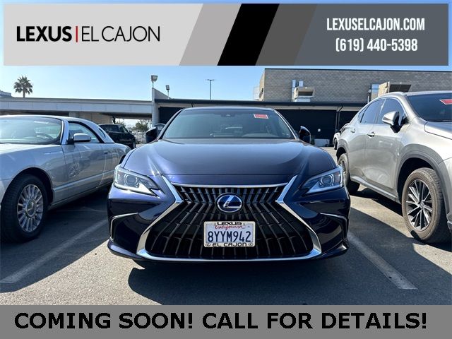 2022 Lexus ES 300h