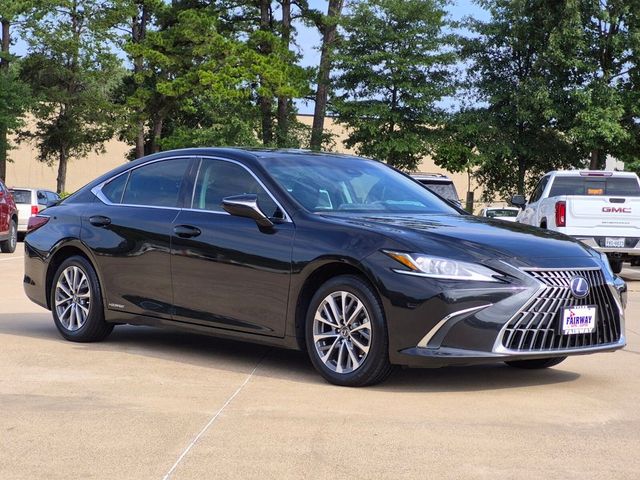 2022 Lexus ES 300h