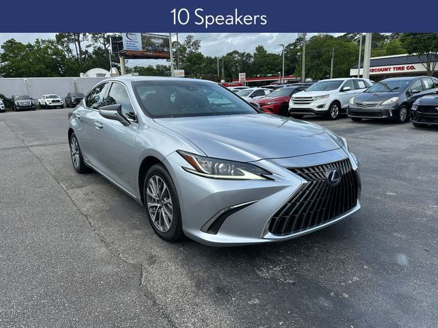 2022 Lexus ES 300h
