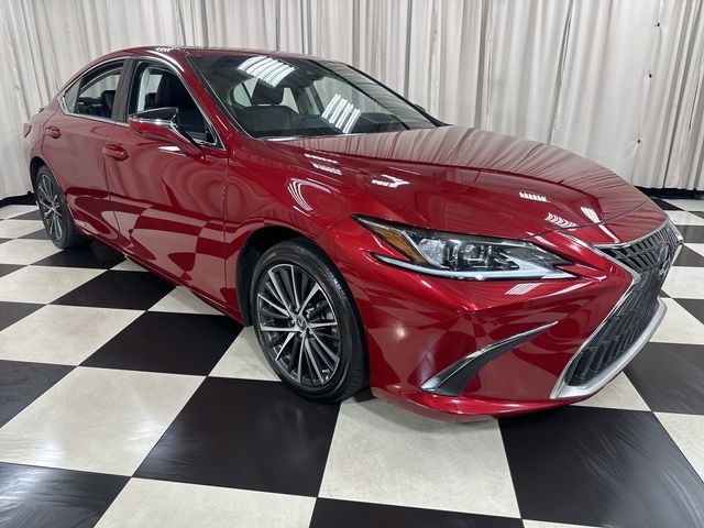 2022 Lexus ES 300h