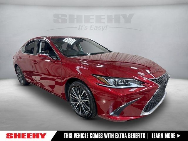 2022 Lexus ES 300h