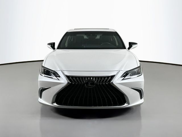 2022 Lexus ES 300h