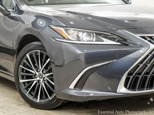 2022 Lexus ES 300h