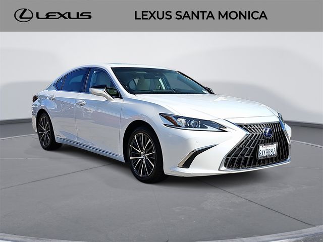 2022 Lexus ES 300h